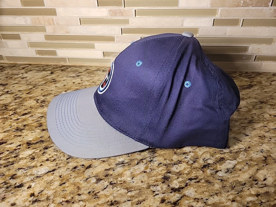 Gorra Tennessee Titans NFL Gorra OSFA Ajustable Fútbol Talla Única Azul Día del Juego Foto 3 de 4