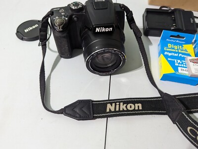 Nikon Coolpix P500 12.1MP Digital Camera 36x Zoom HD 1080p Tilt