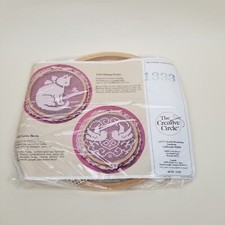 1988 Sitting PrettyThe Creative Circle Cross Stitch Kit 1333