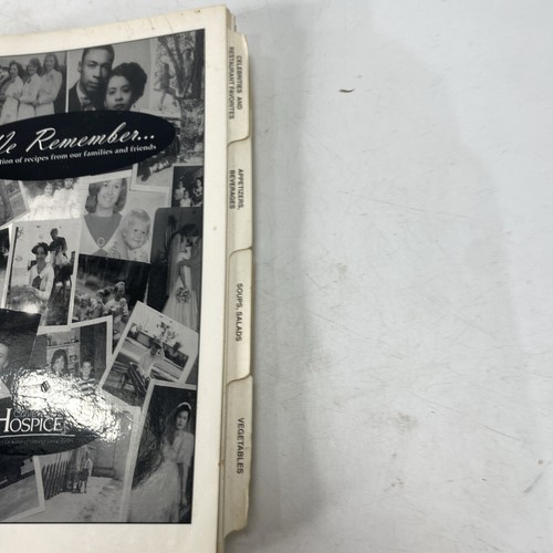 We Remember 2003 Covenant Hospice Panama City, Florida Rezept Kochbuch - Bild 2 von 4