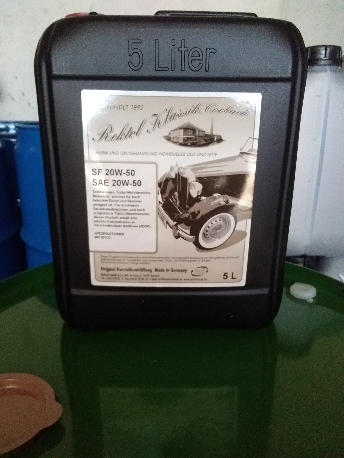 Huile Rektol Klassik SF 20W50 protège contre l'usure mécanique 5L