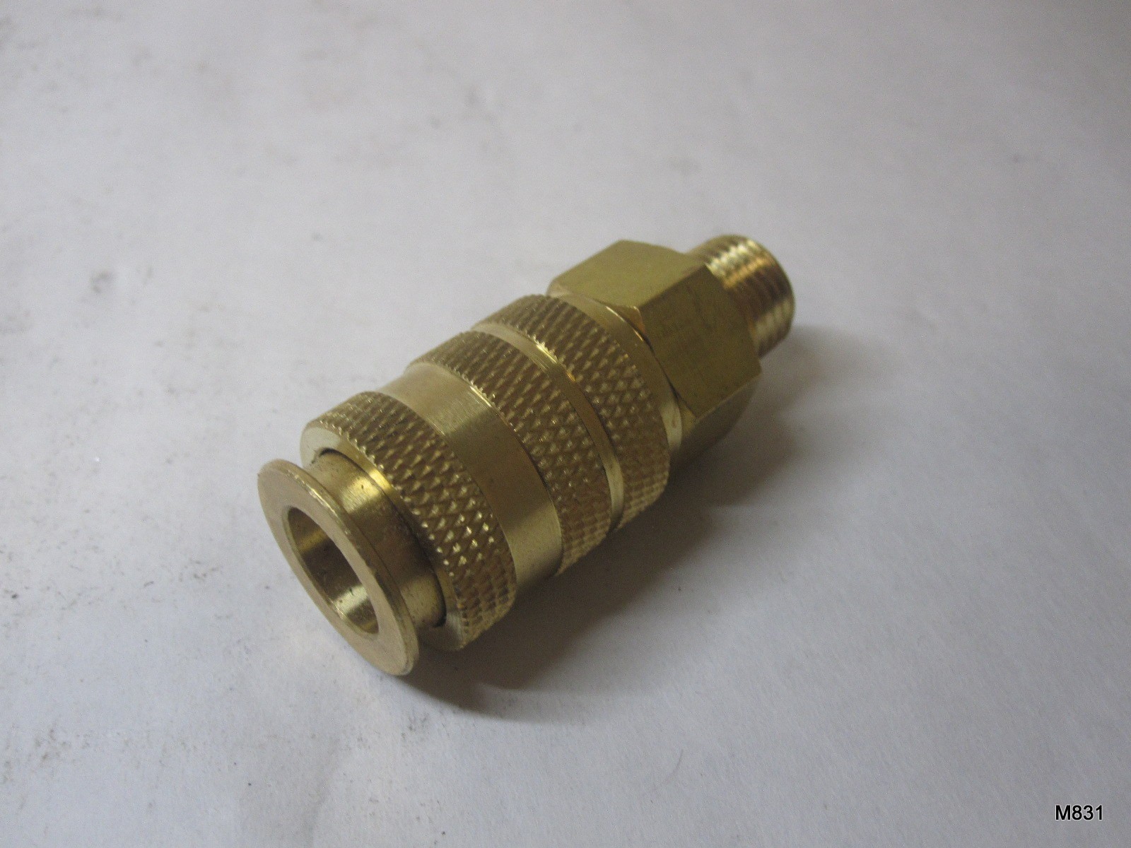 1 Pack of 6 Milton 3/8" MNPT High Flow, V-Style, Quick-Connect Brass Coupler