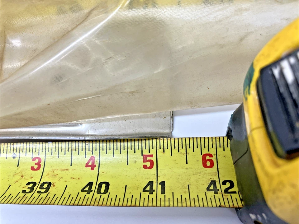 Placa de soleira de porta destro fabricante de equipamento original 4474766 1965-70 2DR Chevrolet Nova/Camaro (Bin99 - Imagem 4 de 4