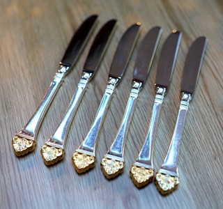 Set of 6 Robbe & Berking Rose Pattern Semi Gilded Table Knives 150 Edition.