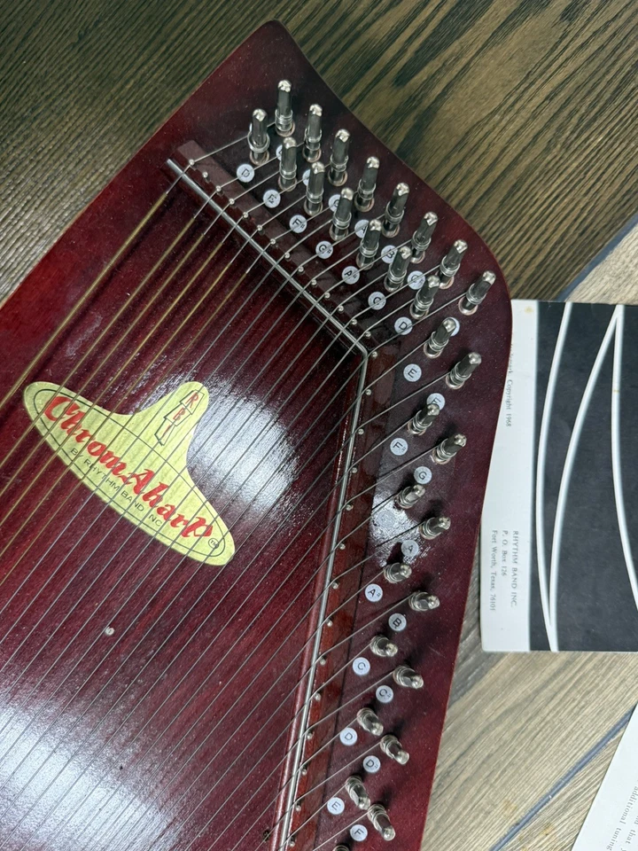 Vintage Chromaharp Autoharp in case Made in Japan - Image 3 of 4