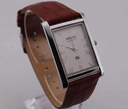 Vintage Seiko Slim Quartz  Men's Wrist Watch - Comes With New Battery, New Strap