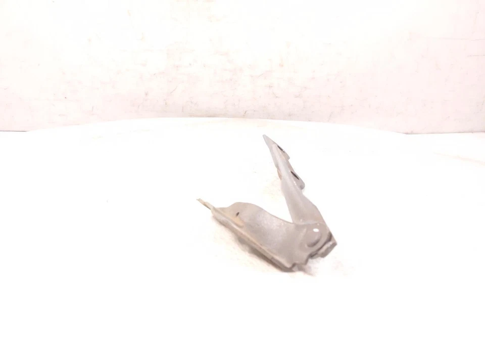 Bisagra del capó del conductor Mazda Miata 1990-2005 Na01-52-420D Foto 3 de 4