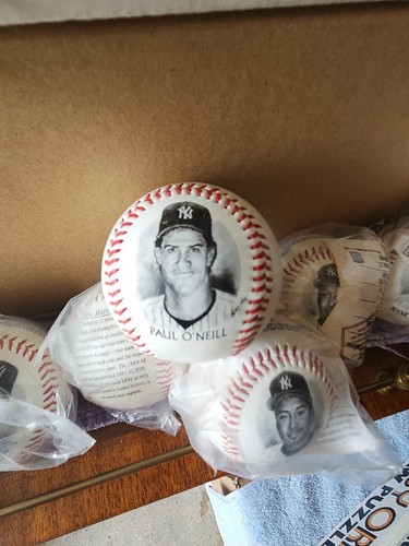 13 Burger King Yankee Baseballs 1996.