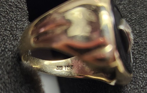 10k Yellow Gold Black Onyx & Diamond Ring - Picture 6 of 7