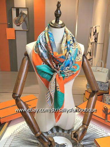 Sallys Boutique 70% Cashmere 30% Silk Wrap Scarf Samurai Print Square Shawl 53" - Picture 29 of 32