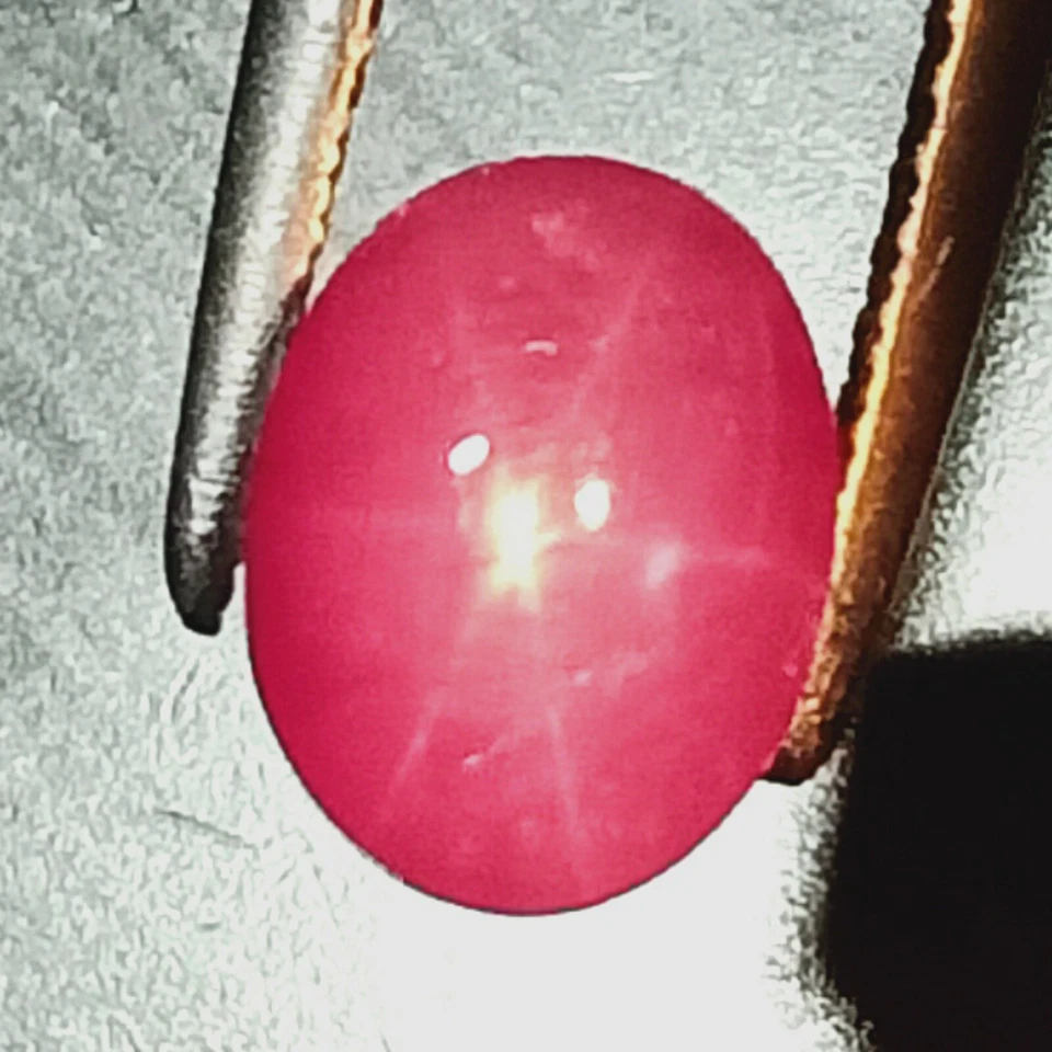 No Heat Star Ruby,3.35 Cts,African Star Ruby,Star Ruby,3 Carat+,Star Ruby Oval - Image 3 of 4