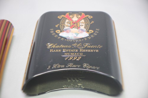 Anillo Arturo Fuente Opus X Reserva d Chateau Estaño Calibre 48 (VACÍO) - Imagen 11 de 12