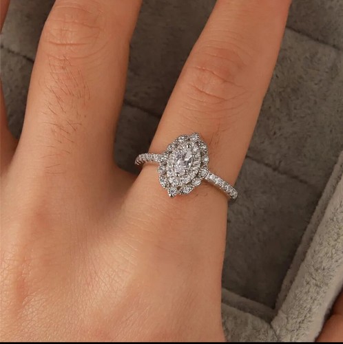 Double Halo Sterling Silver Total 2.20 CT Marquise Cut Moissanite Wedding Ring - Imagen 4 de 7