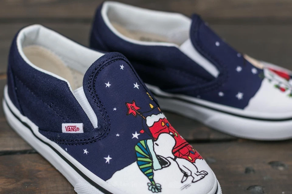 Sapatos infantis Vans CLassic slip on peanuts tree 5 5.5 6.5 7.5 8 8.5 9.5 novo na caixa - Imagem 2 de 3