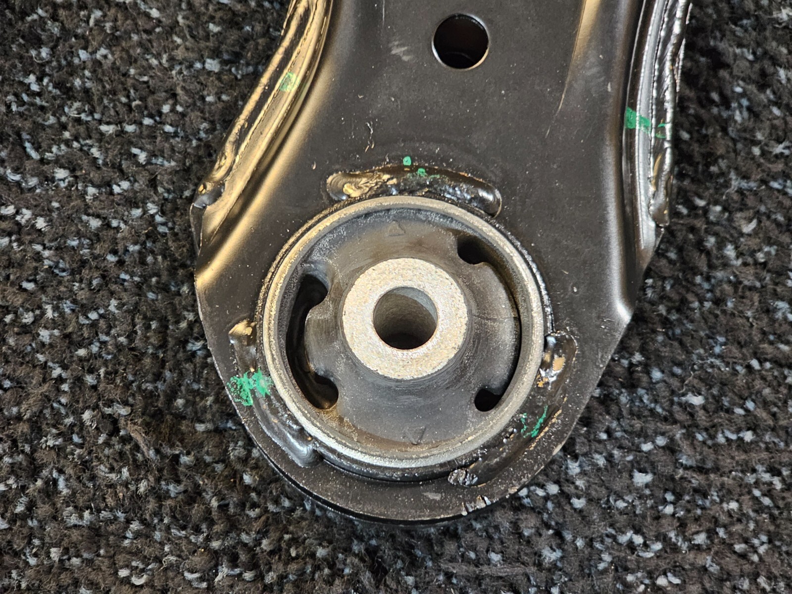 MOOG RK640176 R-Series Front Lower Control Arm For Volkswagen Beetle	1998-2010