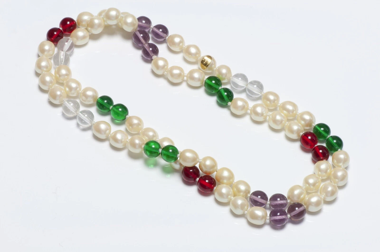 Collana Sautoir Chanel Primavera 1993 Gripoix Rosso Verde Viola Vetro Perle Perle