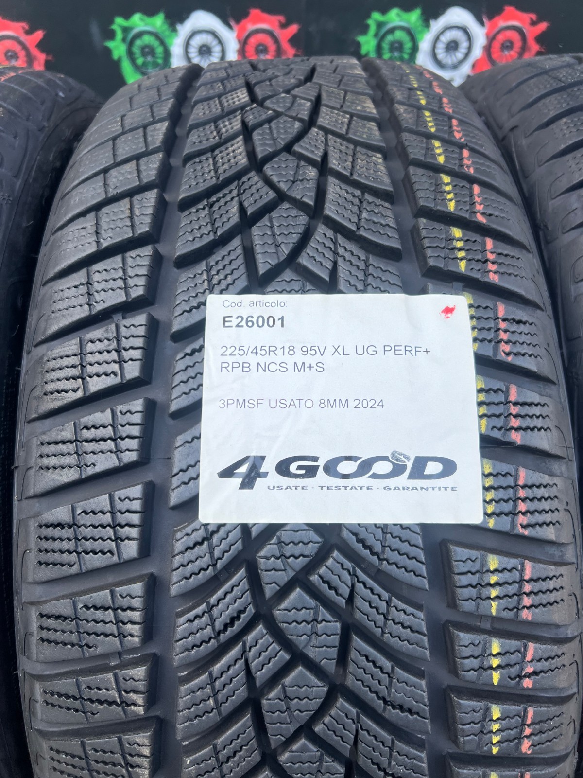 pneumatici seminuovi 225 45 R 18 95V XL GOODYEAR ULTRAGRIP PERFORMANCE +