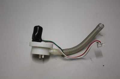 gebrauchter funktionsfähiger Wasserdruck Schalter einer Siemens EQ8 600