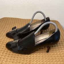 Salvatore Ferragamo Carla Black Women s Sz 8.5 B Leather Bow Pumps Heels