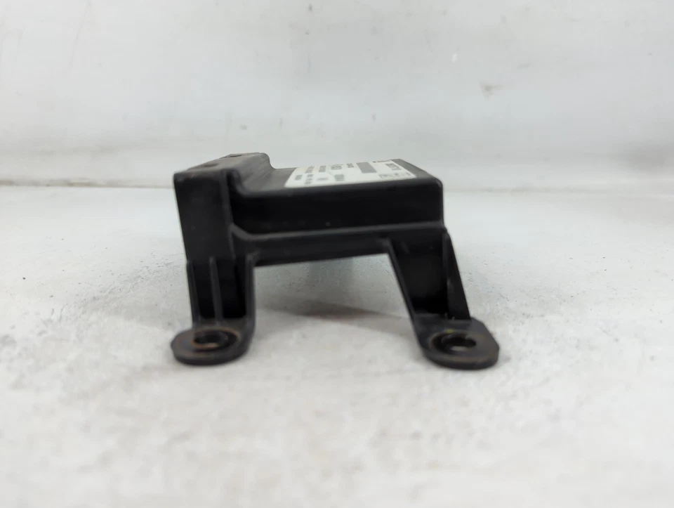 2012 Cadillac Escalade Esv Body Control Module Bcm Inner Cabin Fuse Box T7ZEX - Image 4 of 4