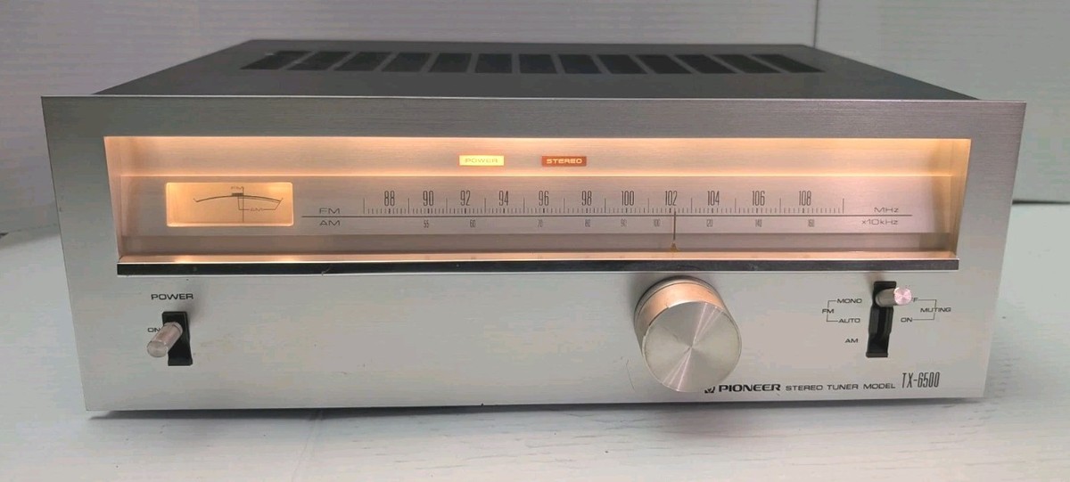 Pioneer TX-6500 Vintage AM/FM Stereo Tuner Made In Japan Works