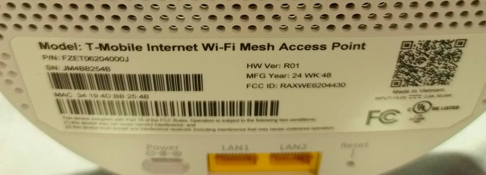 T-Mobile Internet Mesh Wifi WHT RAXWE6204430 - Image 2 of 4