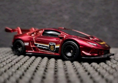 2024 Hot Wheels Unspun Lamborghini Huracan LP620-2 Super Trofeo STH