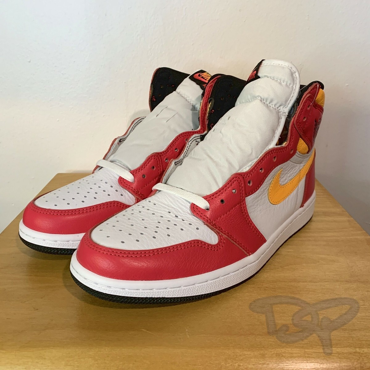 Size 9.5 - Jordan 1 Retro High OG Light Fusion Red 2021 for