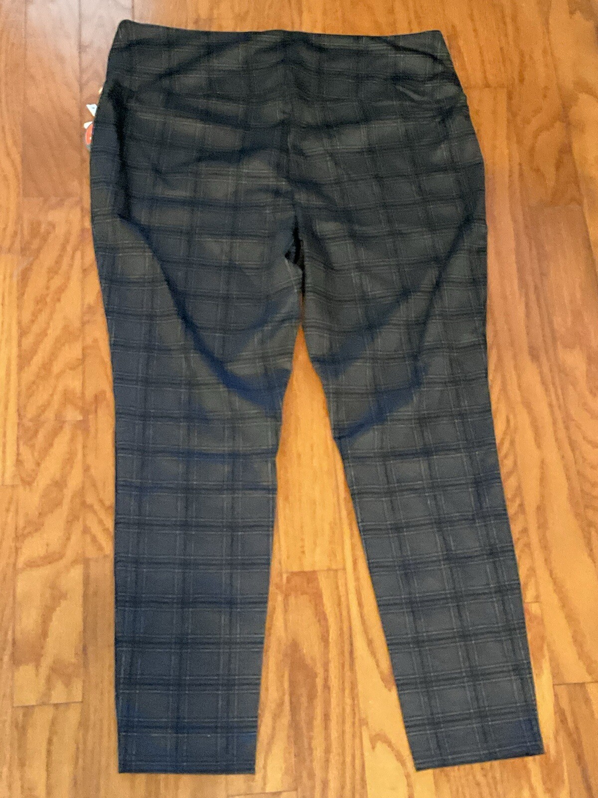 Picture 2 of 10
