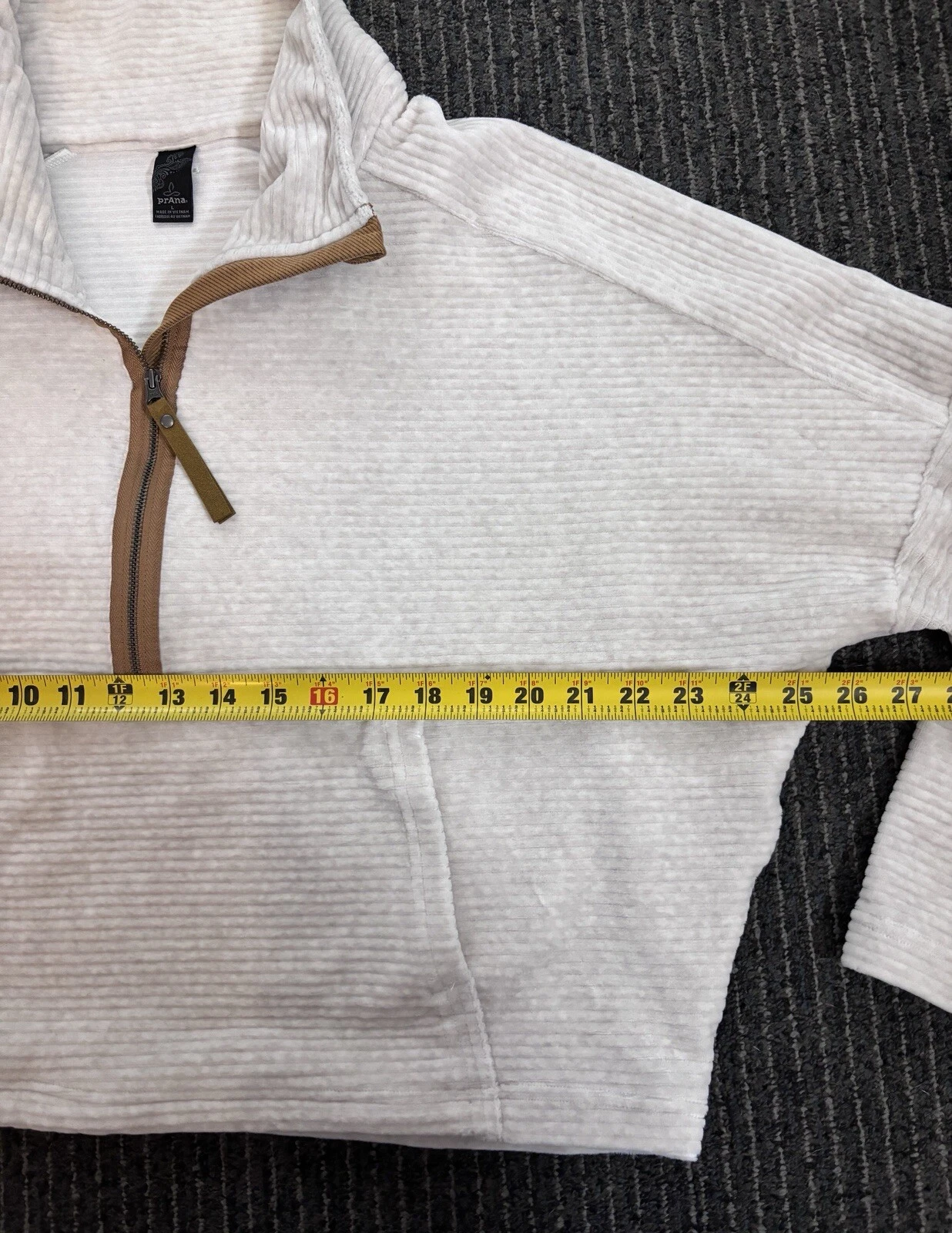 prana escambia half zip cropped fleece jacket
