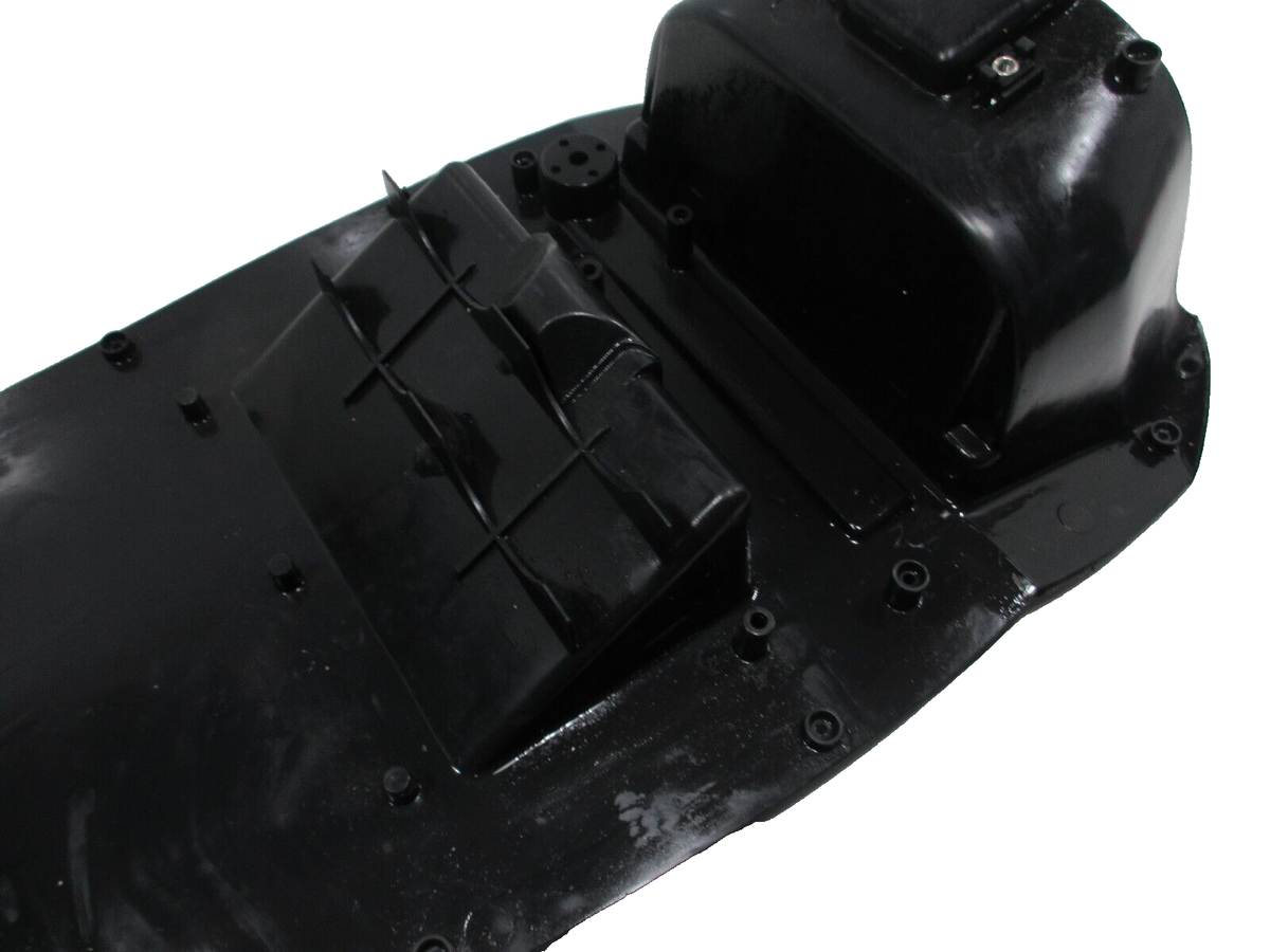 OEM SEA DOO 1998-2001 GS GSX LIMITED GSX-RFI FRONT HOOD OEM SEA DOO 1998-2001 GS GSX LIMITED GSX-RFI FRONT HOOD