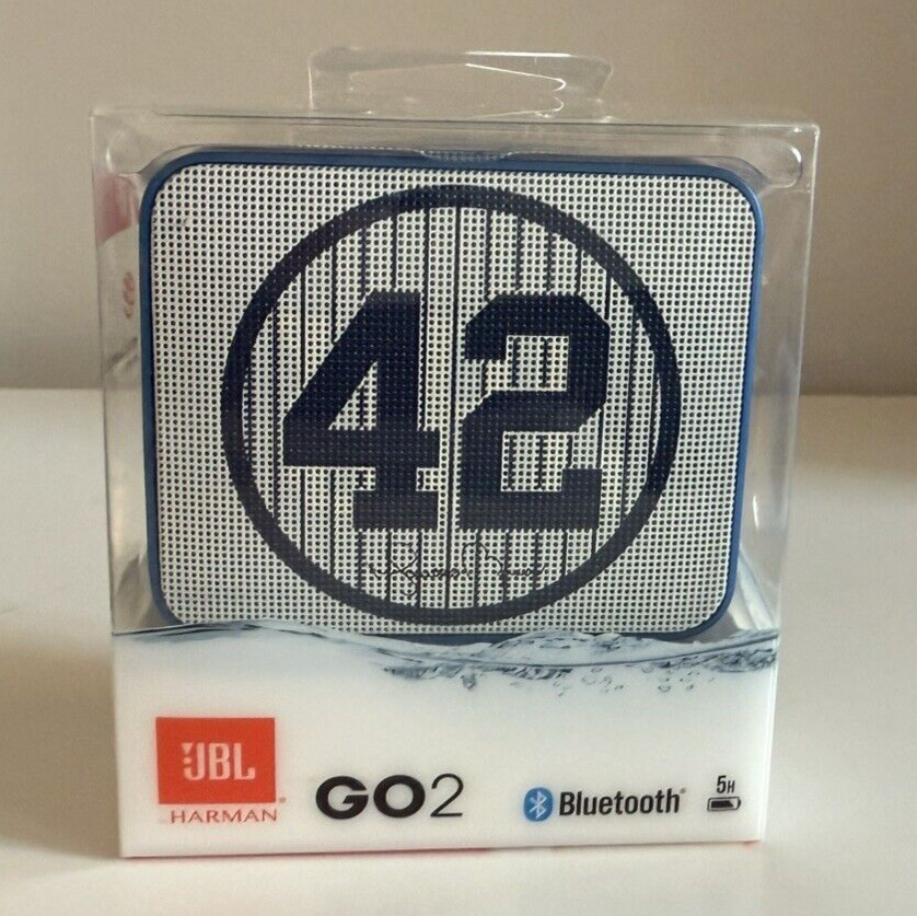 JBL GO2 Rechargeable Waterproof Bluetooth Speaker NIB Portable Mariano Rivera Edition-image