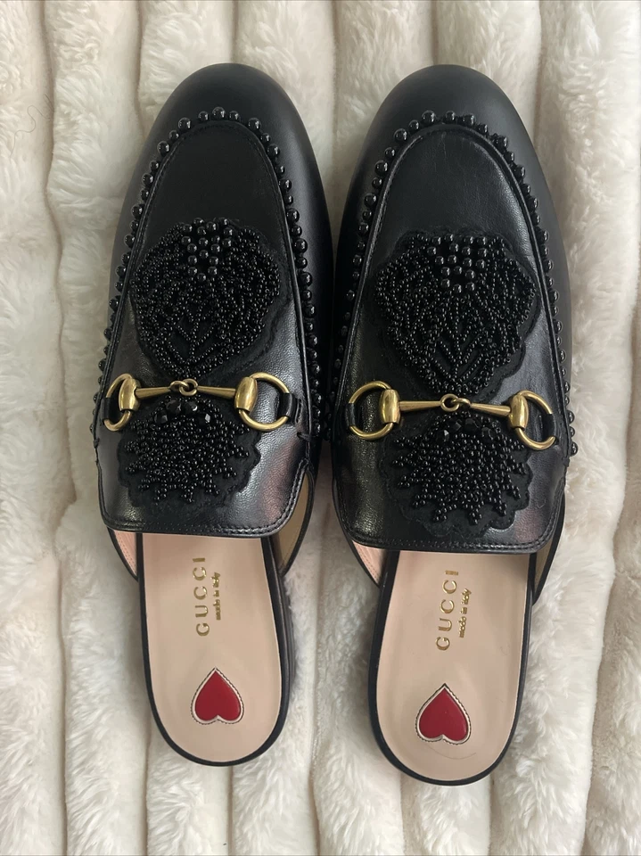UNIQUE GUCCI BLACK LEATHER PRINCETOWN HORSEBIT BEADED APPLIQUE MULES 39 NWT