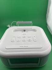 White iHome Model iPL23 stereo FM clock radio for iPod or iPhone Lightning Port