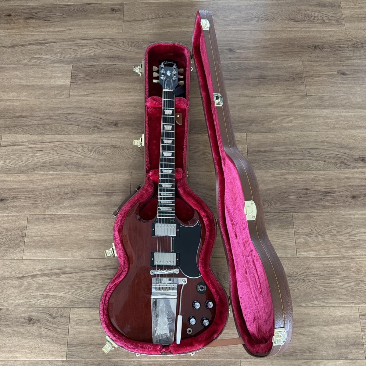ギター Gibson SG Standard 61 Maestro Vibrola Gibson SG Standard '61 Maestro Vibrola, Vintage Cherry | eBay