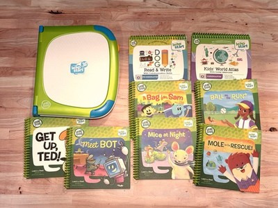 Leap Start 3D Learning System + 8 Books Lot