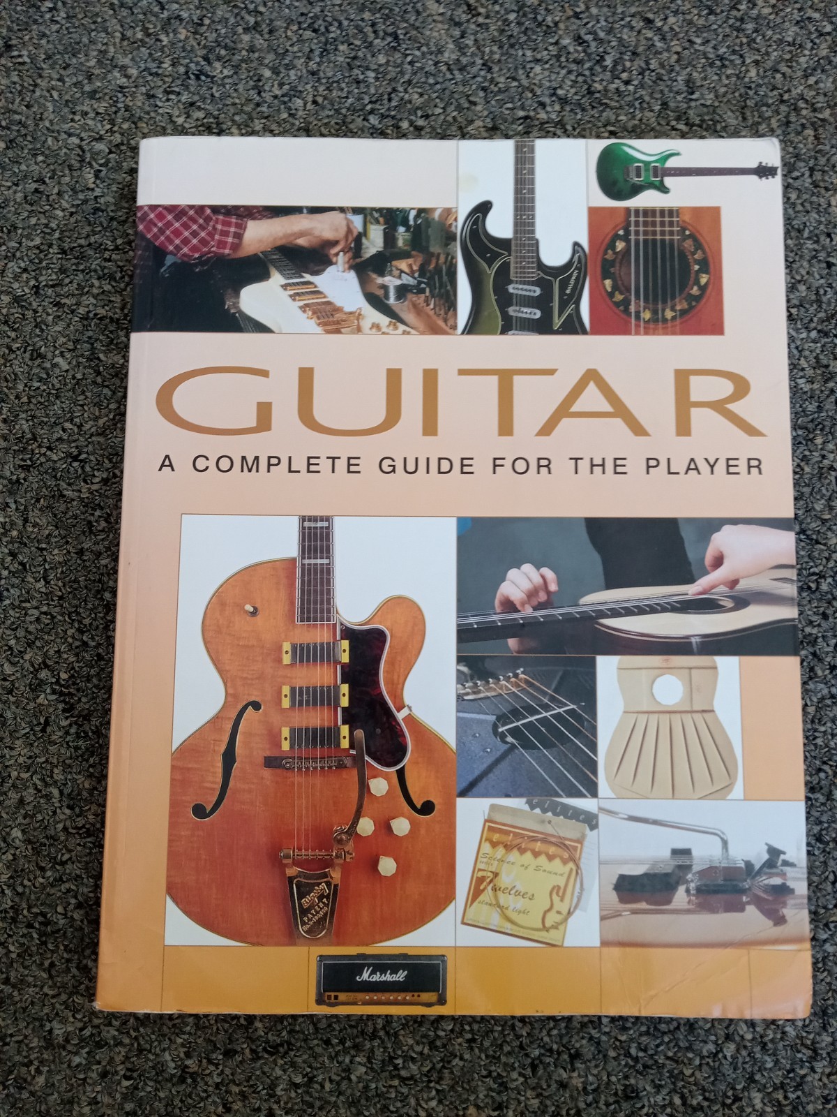 Guitar: A Complete Guide for the Player by Dave Hunter, slight cover creases