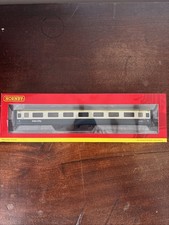 Hornby R4611A BR Intercity MK 2E Open First Coach (With Lights) ‘W 3245’