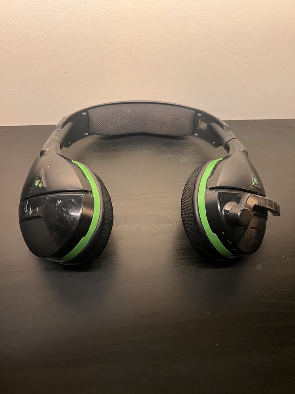 Turtle Beach Stealth 600 Xbox Wireless Over-Ear Headset Boom Mic Black/Green