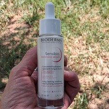 BIODERMA Sensibio Defensive Hydrating Soothing Serum Hyaluronic Acid 1 fl oz