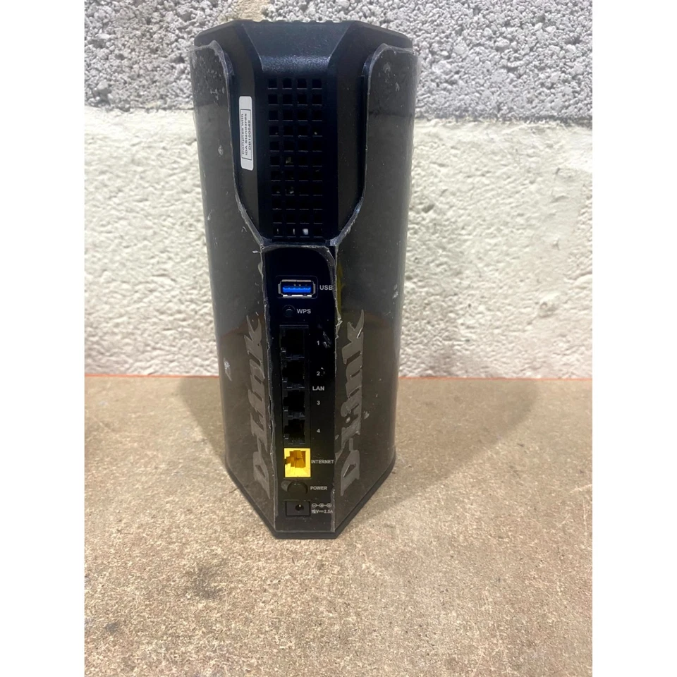 D-Link DIR-868L Gigabit Router Black Wireless Wi-Fi Dual-Band 4x-Ethernet Ports - Image 4 of 4