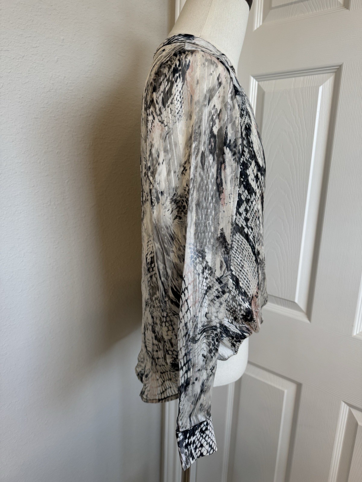 Olivia Graye Snakeskin Python Shimmer Crossover T… - image 5