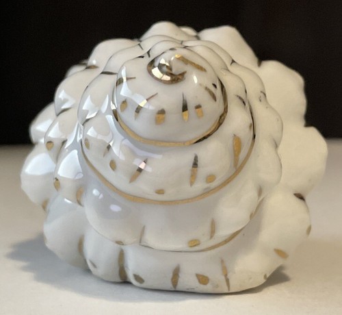 Vintage Shell With Sculpted Pink & White Flowers Ceramic Shell 4” Long - Picture 6 of 10