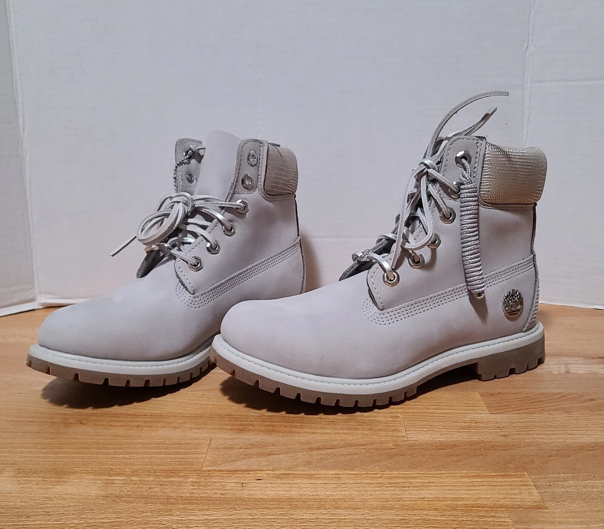 Light store gray timbs