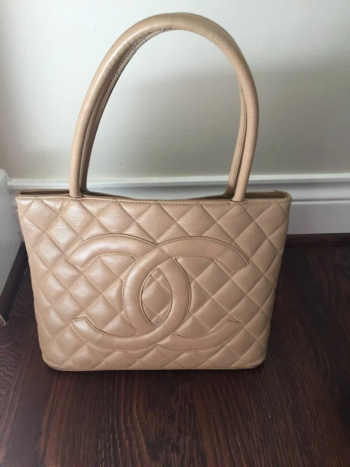 Auth CHANEL Caviar Medallion Tote Beige Caviar Skin Tote Bag