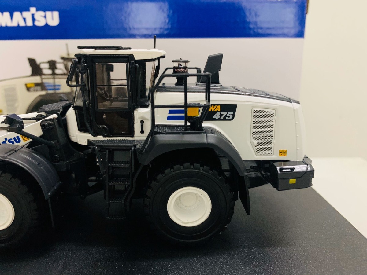 Komatsu WA475-10 Wheel Loader White Edition 1/50 Scale