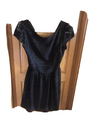 Black Short Sleeve Lace Mini Dress Sz 7 , Three Pink Hearts New