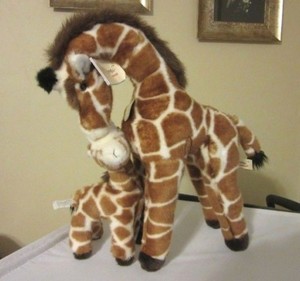 miyoni by aurora giraffe