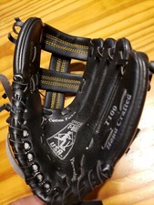 T Ball USA Official Youth 8 3/4 Baseball Glove Mitt T100 left-catch right-throw