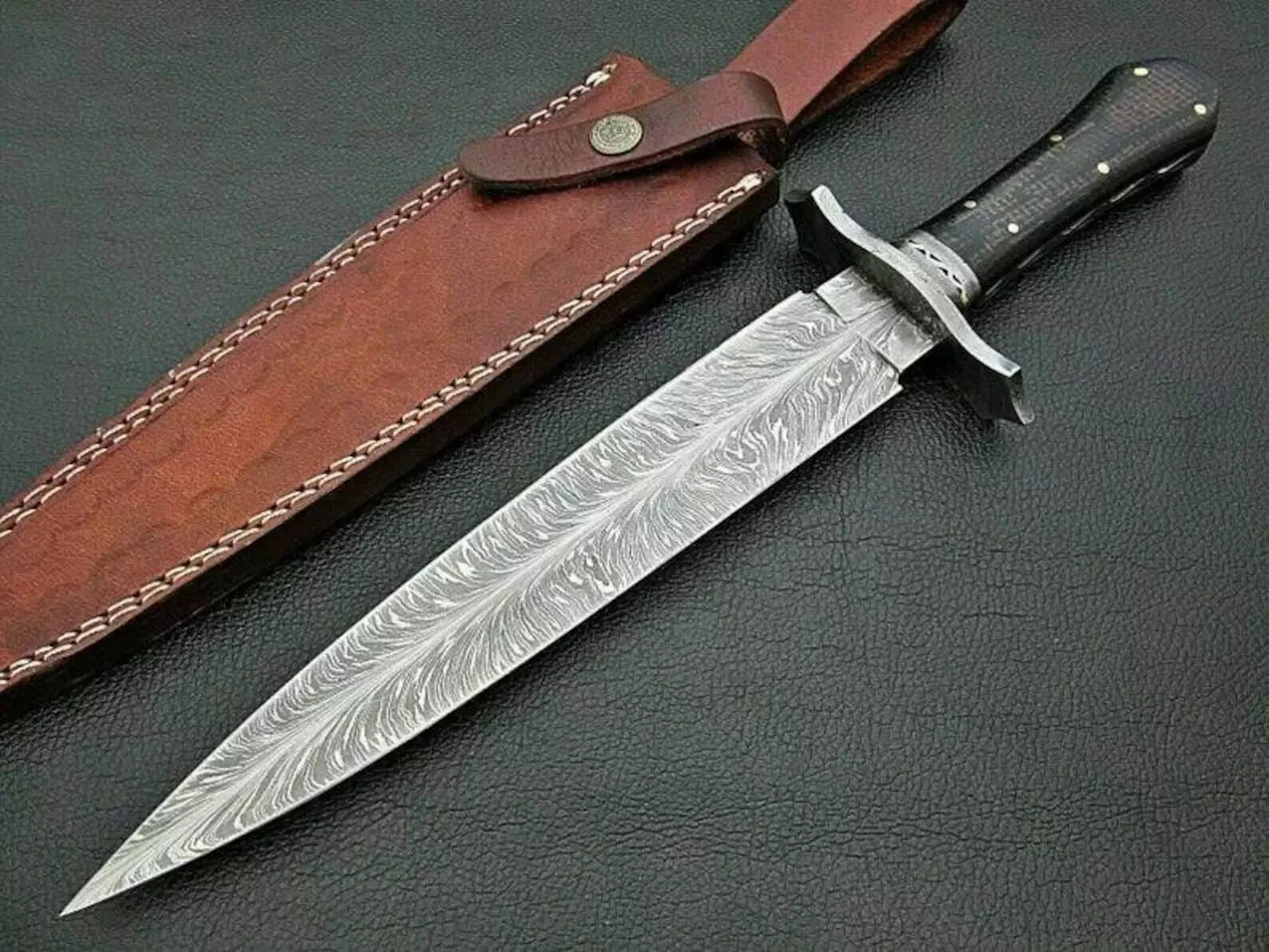 ASS Custom Handmade Damascus Steel Feather Pattern Dagger Bowie KnifeWith Sheath
